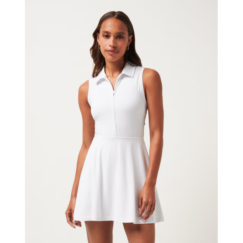TravisMathew MoveKnit SL Zip Dress 2.0 – Dámské šaty s UPF a kraťasy